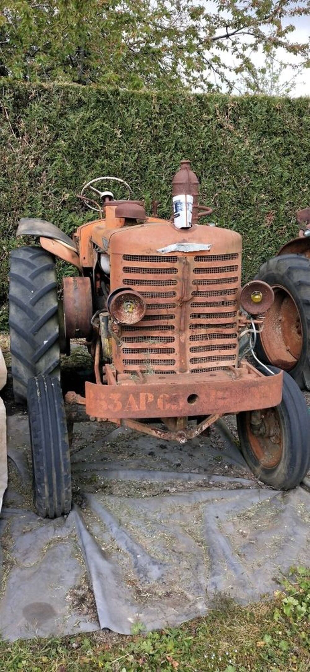 Tracteur renault collection Jardin