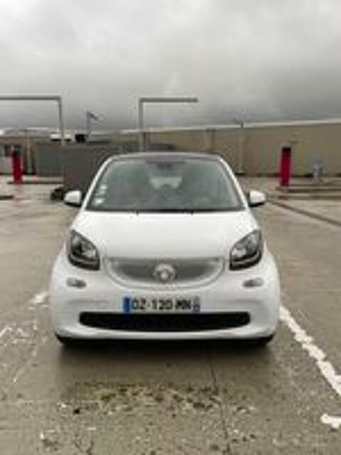 ForTwo Fortwo Coupé 0.9 90 ch S&S Business + 2016 occasion 95700 Roissy-en-France