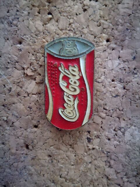 Pin's Coca Cola 2 Barentin (76)