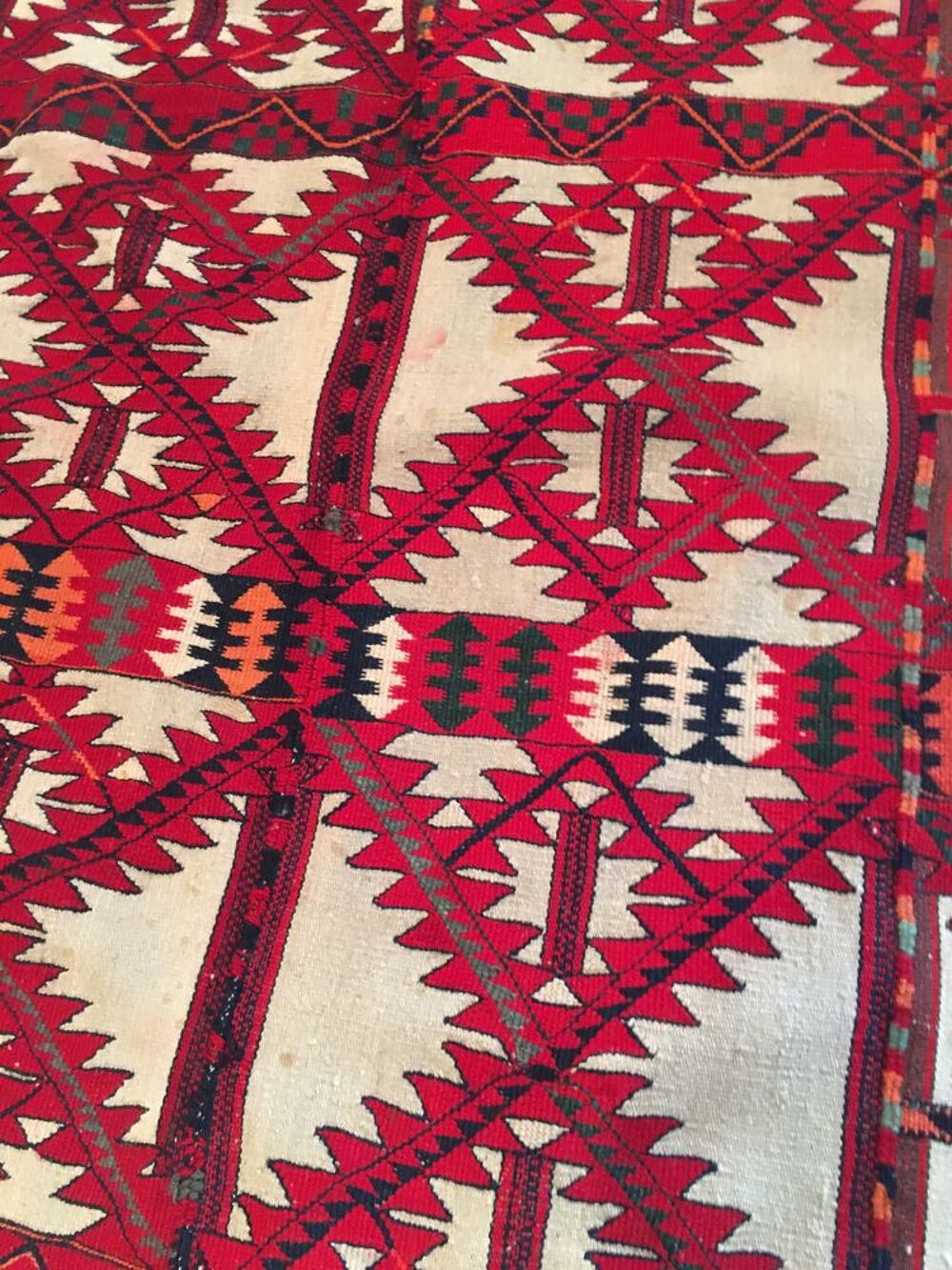 Tapis berb&egrave;re fait main en laine de dromadaire Décoration