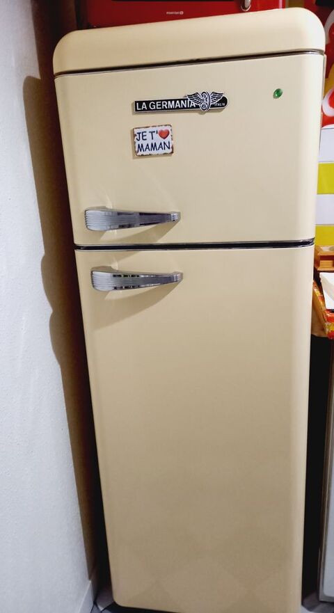 Refrigerateur vintage LA GERMANIA 80 Besanon (25)