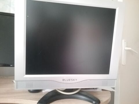 �cran ordinateur 8 Saint-M�dard-en-Jalles (33)