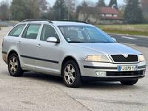 Octavia Combi 2.0 TDI 140 4x4 FAP Ambiente 2008 occasion 74100 Annemasse