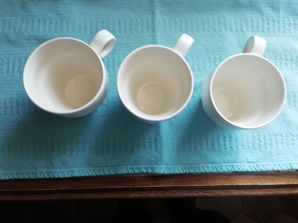 Tasses neuves 1970 style Thomas Cuisine