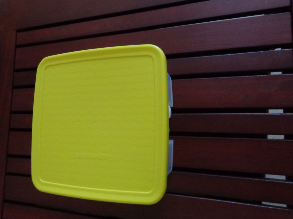 2 boites fra&icirc;cheur tupperware Cuisine