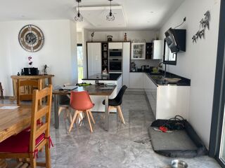  Maison � vendre 6 pi�ces 206 m�