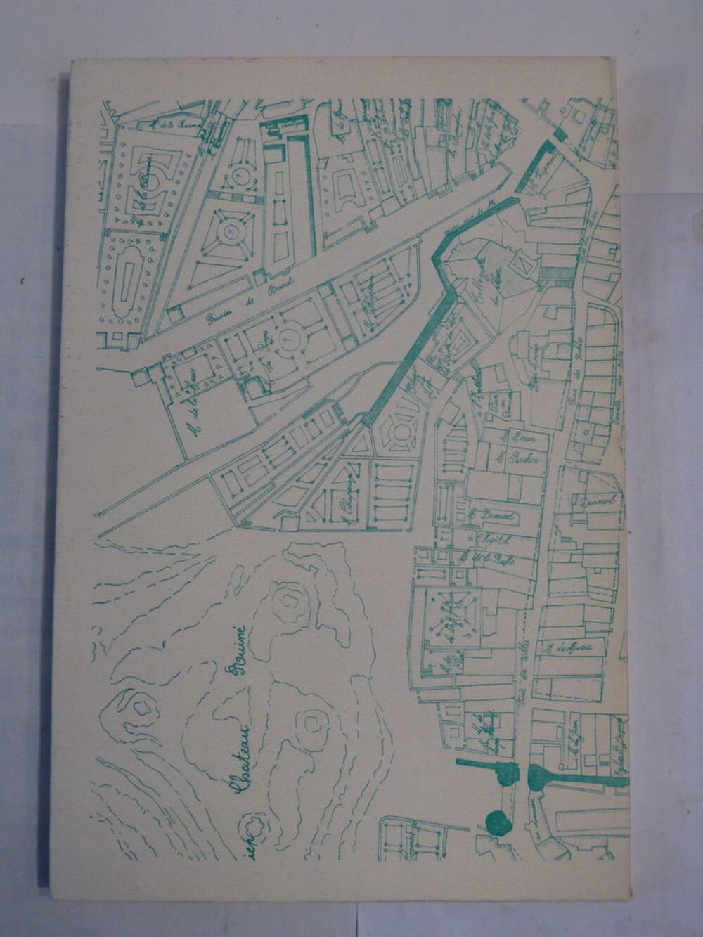 L' HISTOIRE AU COIN DE LA RUE MORLAIX ET SA REGION Livres et BD