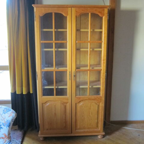 armoire vitrine en pin comme neuve 200 Saint-Jean-de-Vdas (34)