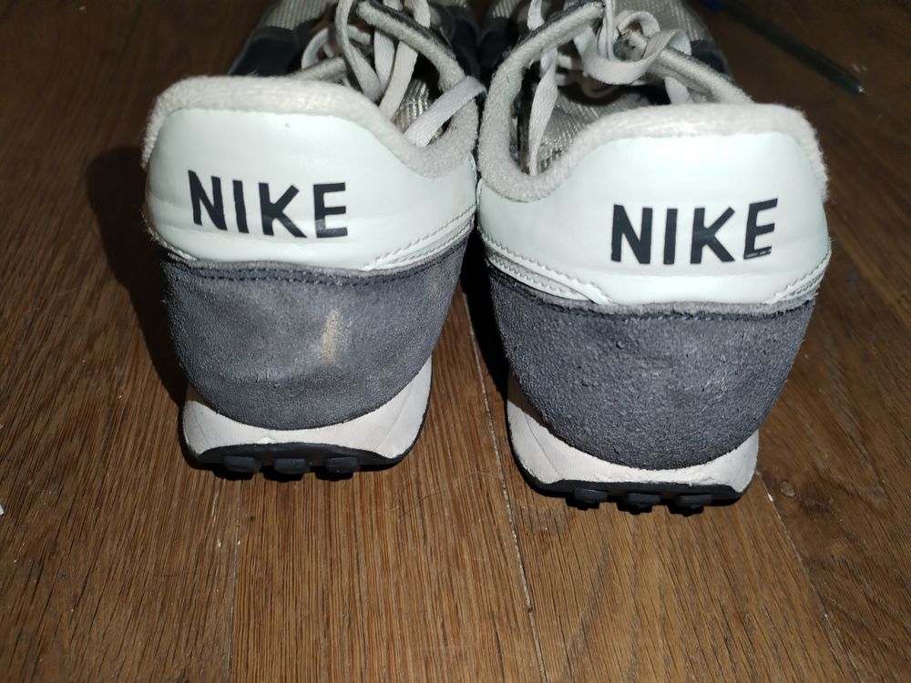 Baskets NIKE en tissu (Taille 42.5) Chaussures