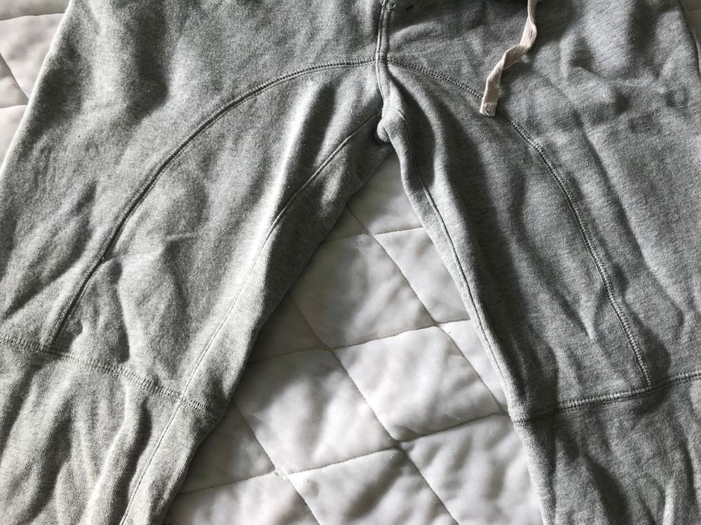 PANTALON DE JOGGING GRIS GO SPORT T. S ou 16 ANS Vêtements