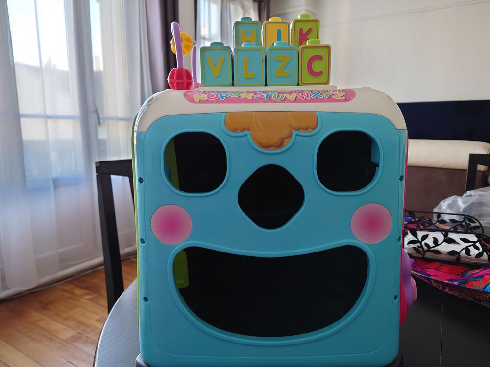 Cube multi activit&eacute;s Jeux / jouets
