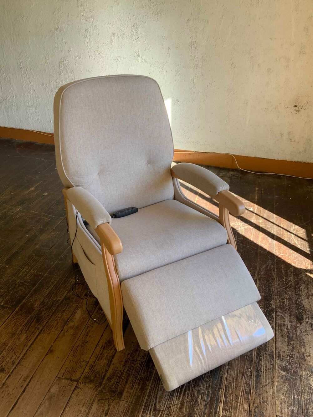 Fauteuil &eacute;lectrique Relax Everstyl Allegro Meubles