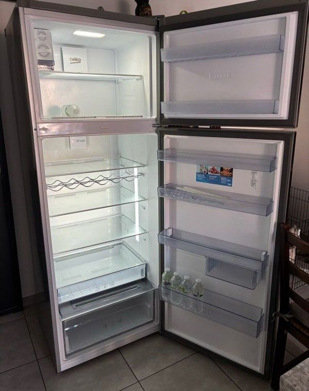 R&eacute;frig&eacute;rateur combin&eacute; BEKO Electroménager
