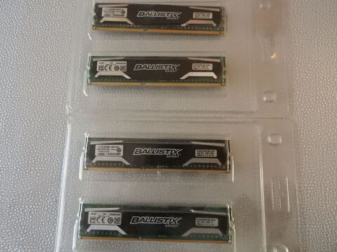 Quatre barettes de mmoire (Ram) DDR3 de 4 Gb chacune, 1600  45 Caen (14)