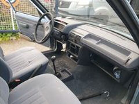 205 1.1 GL 1985 occasion 94700 Maisons-Alfort