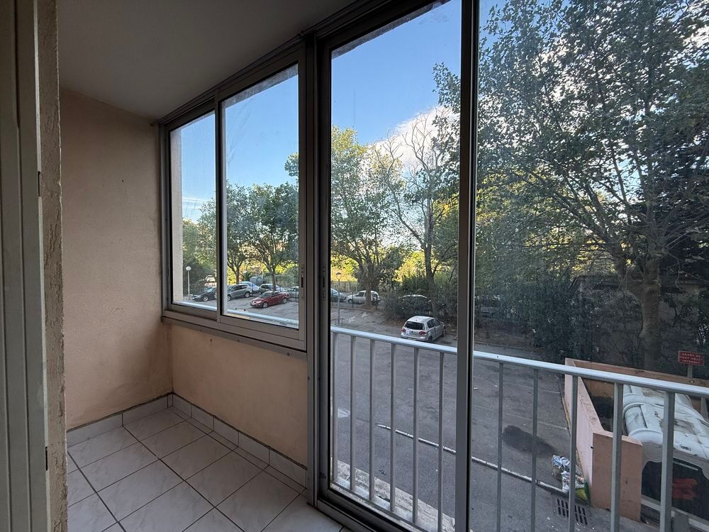 Location Appartement Studio meublé avec balcon ? 18 m² ? Perpignan Perpignan