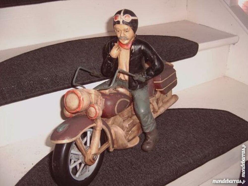 moto Triumph ancien Jeux / jouets