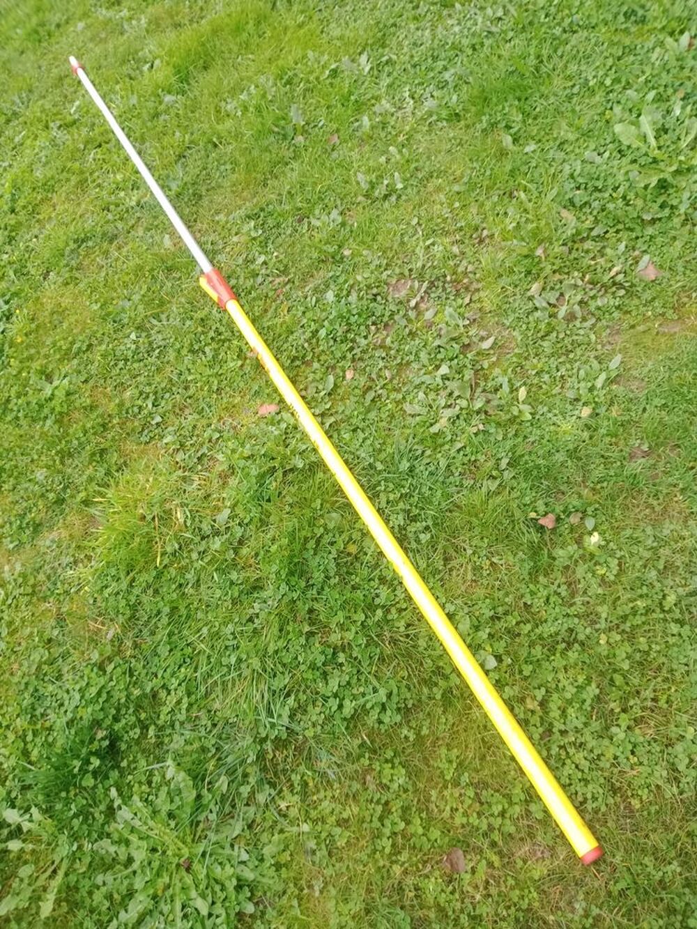 Manche t&eacute;lescopique outils wolf. Jardin