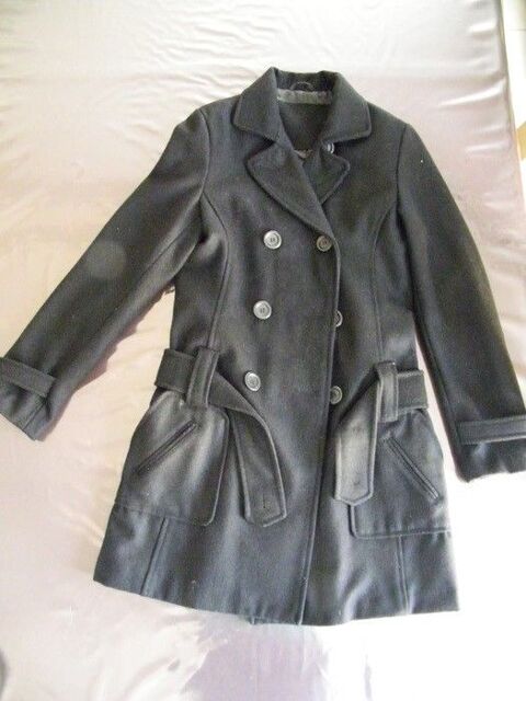 Manteau Noir M - Jennyfer 20 Savigny-le-Temple (77)