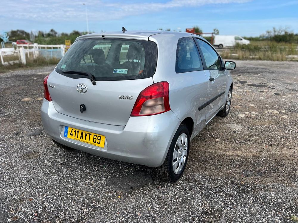 Yaris 1.0 - 69 VVT-i Luna 2006 occasion 34000 Montpellier