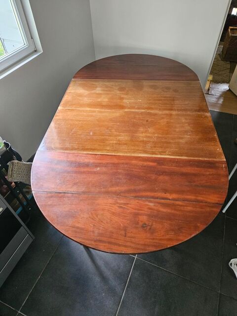 Table acajou vernie 8personnes XIXe avec 2rallonges 250 Pins-Justaret (31)