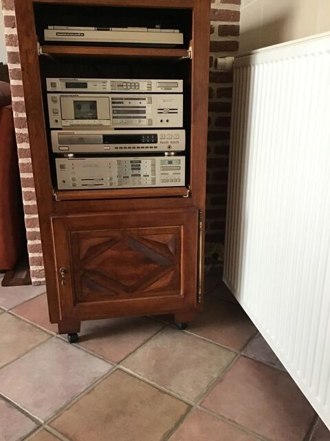 meuble hi-fi en bois avec chaîne hi-fi complète 370 Moreuil (80)
