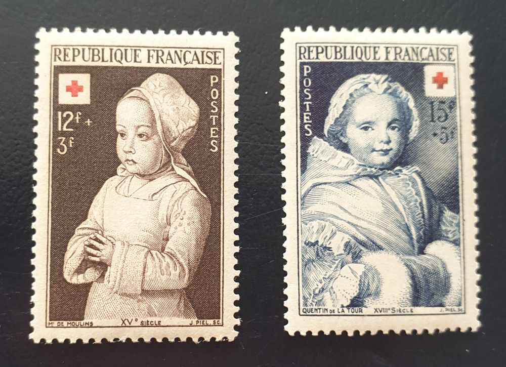 914 et 915 timbres avec charni&egrave;re 