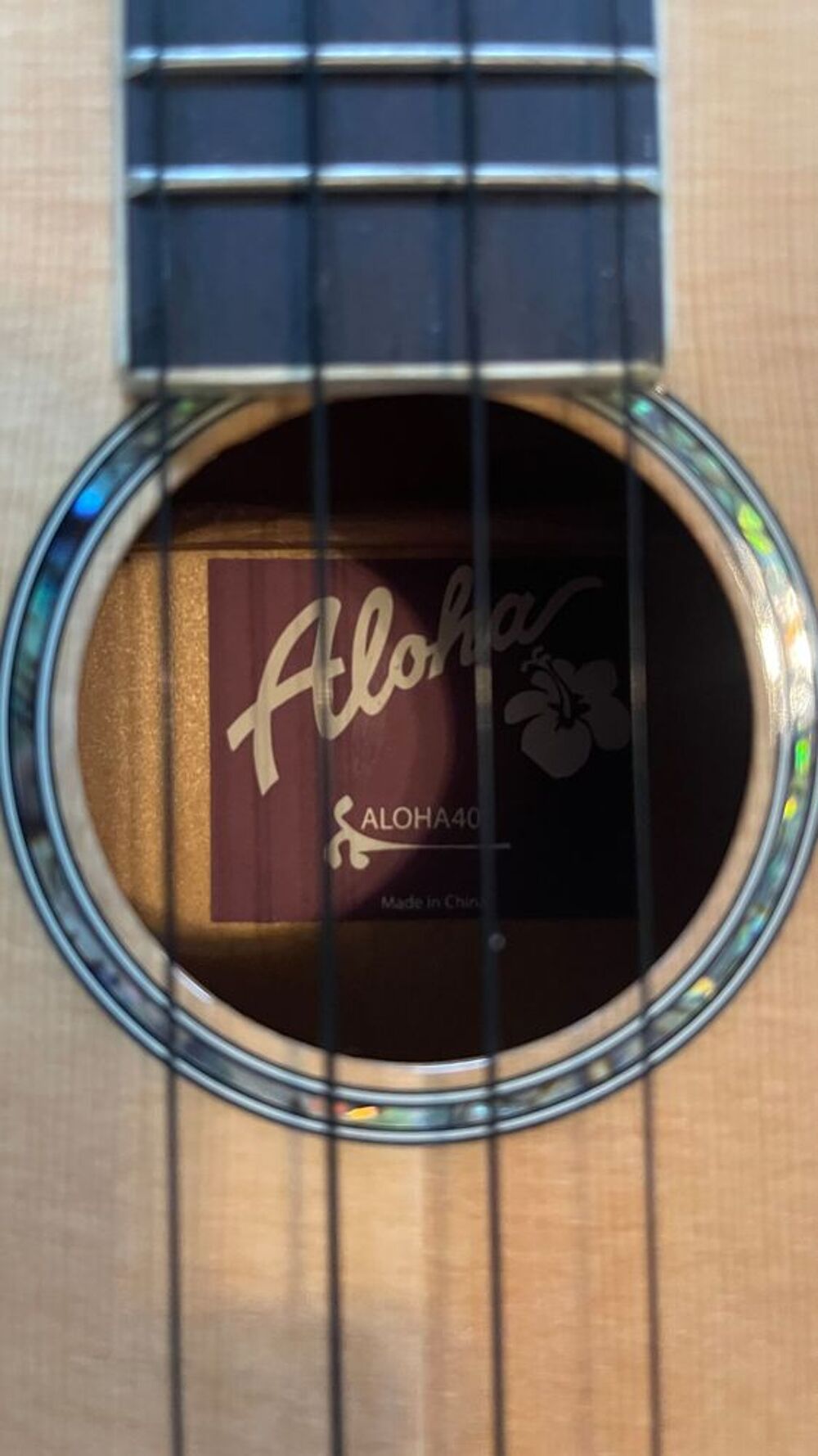 Ukul&eacute;l&eacute; soprano Aloha comme neuf + housse rembourr&eacute;e
Instruments de musique
