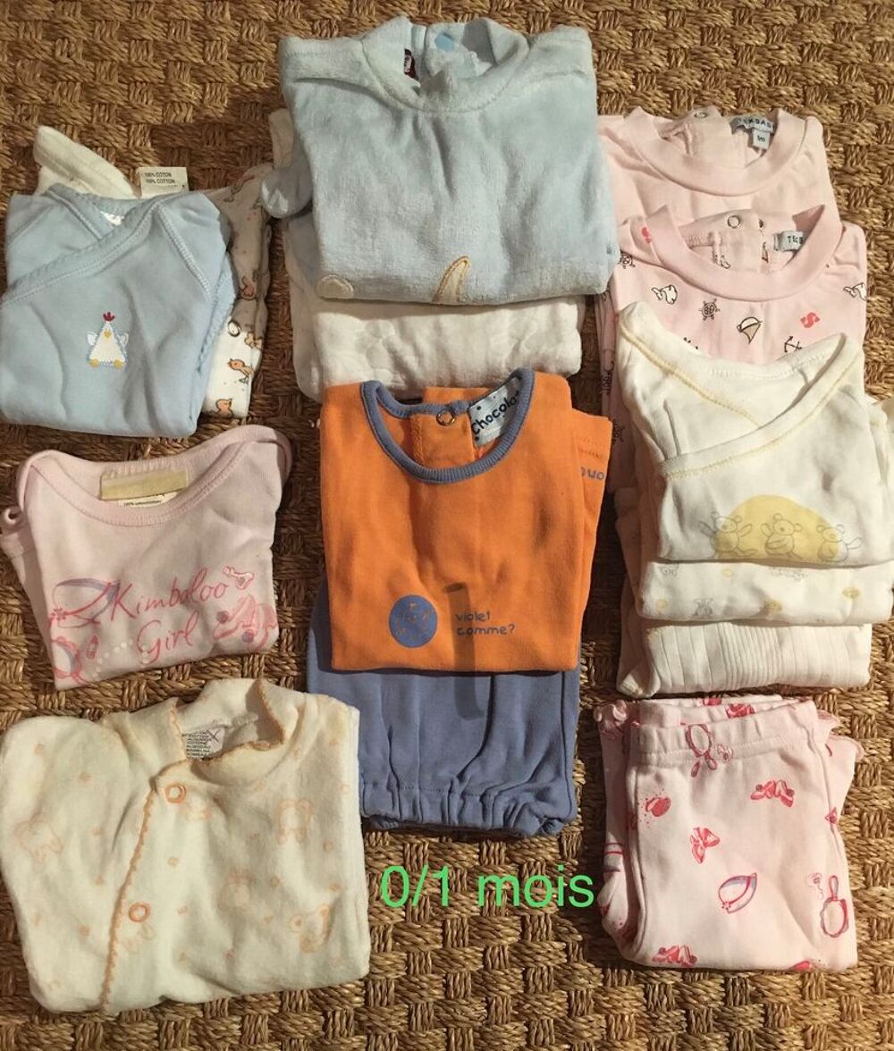 Lot v&ecirc;tements b&eacute;b&eacute; fille plusieurs &acirc;ges Vêtements enfants