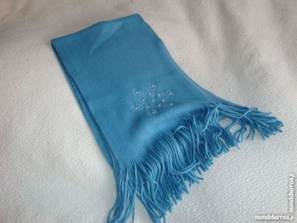Echarpe bleu ciel Vêtements