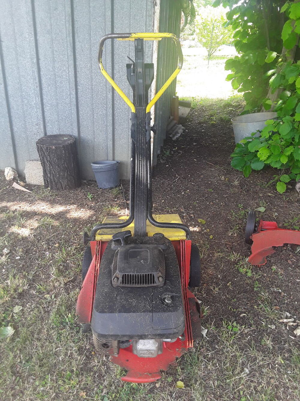 moteur tondeuse wolf tract&eacute;e PBTF. Jardin
