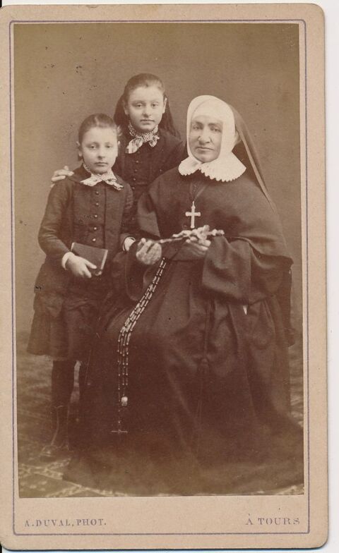 Cdv Photo Religieuse Photographie A. Duval  Tours ca1870 1 Loches (37)