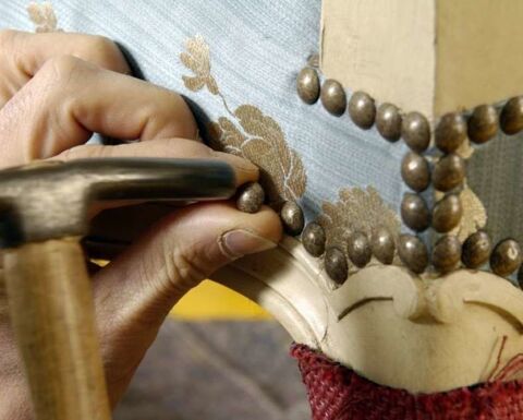 Tapissiers d&eacute;corateur 0 42520 Saint-pierre-de-b�uf