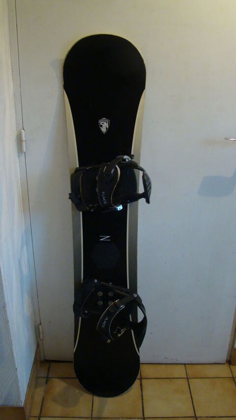 Snowboard  Original SIN 140 cm 100 Gargenville (78)