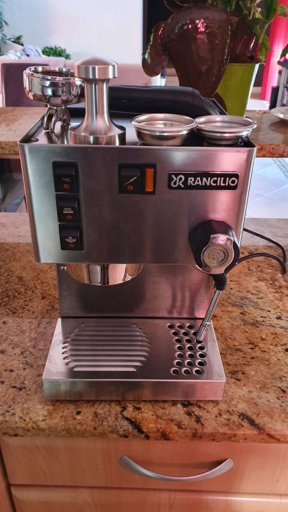 Superbe Rancilio Silvia Electroménager