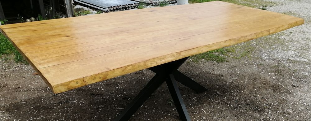 Table fr&ecirc;ne massif live edge Meubles