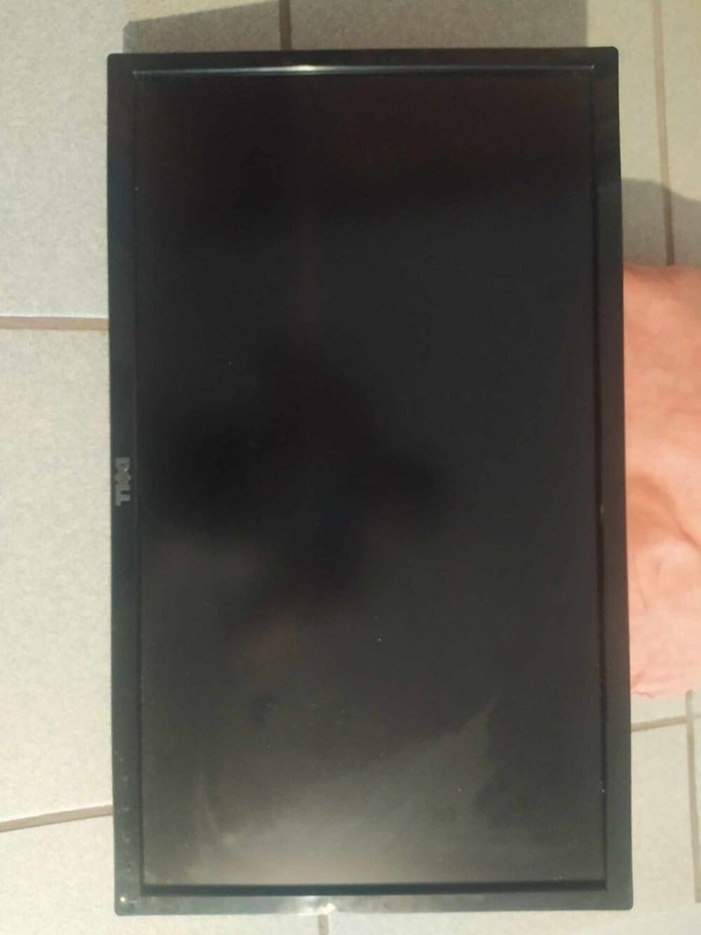 &Eacute;cran PC Dell UltraSharp (sans pied)
Matériel informatique