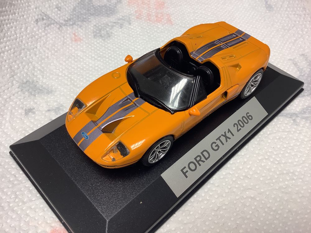 8 FORD GTX1 2006 1/43 voiture miniature 