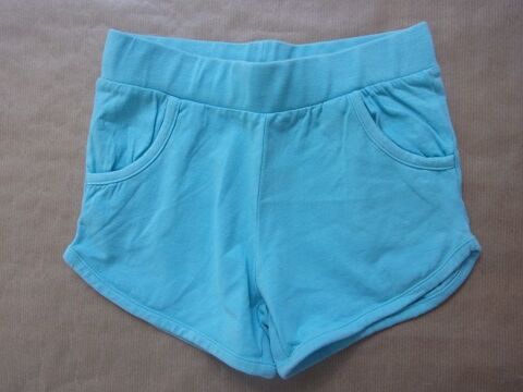 Short en taille 8 ans 1 Montaigu-la-Brisette (50)