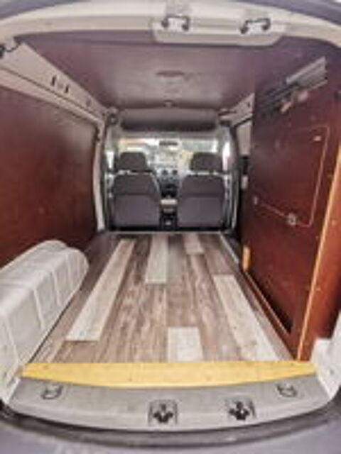 Caddy Life 1.9 TDI 105 FAP Startline 4Motion 2010 occasion 38780 Pont-&Eacute;v&ecirc;que