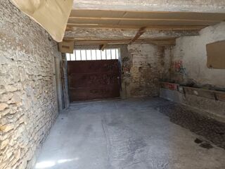 Location Remise/Grange Grange / entrepôt de stockage Arandon