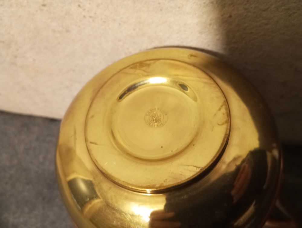 Vase Amphore Laiton Et Cuivre Poin&ccedil;on Le cellier Villedieu Décoration