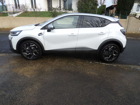 Renault Captur E-Tech full hybrid 160 ch esprit Alpine 2025 occasion Migné-Auxances 86440
