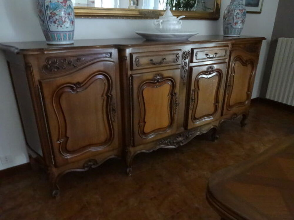 Salle &agrave; manger r&eacute;gence Meubles