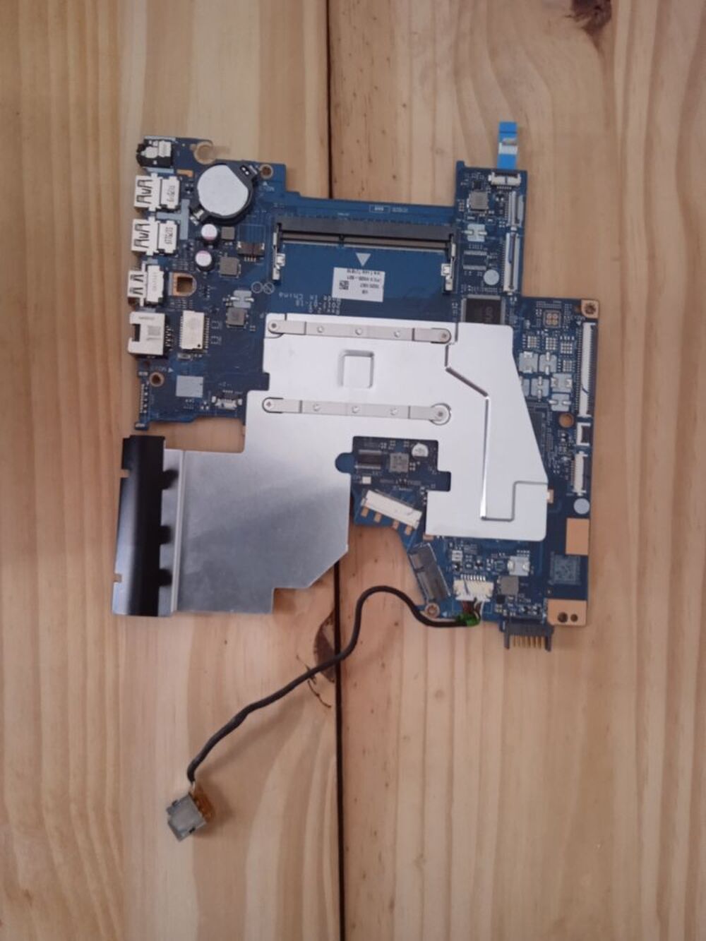 Carte m&egrave;re HP 15-BS TPN-C129 CSL50/CSL52 LA-E811P 924754-601 Matériel informatique