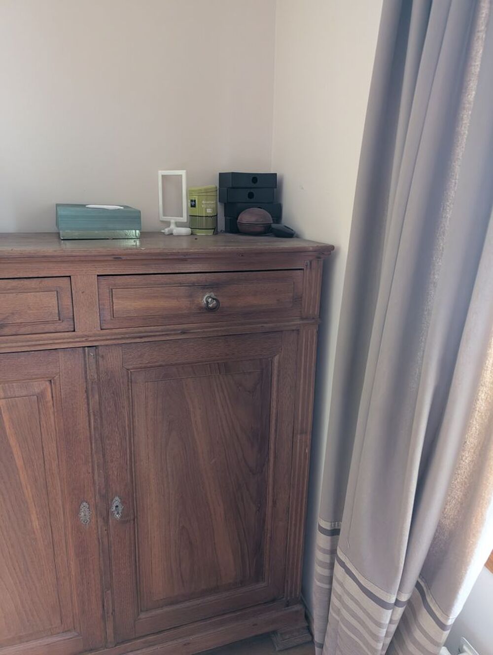 Buffet ancien en bois ? H&eacute;ritage familial, parfait &eacute;tat Meubles