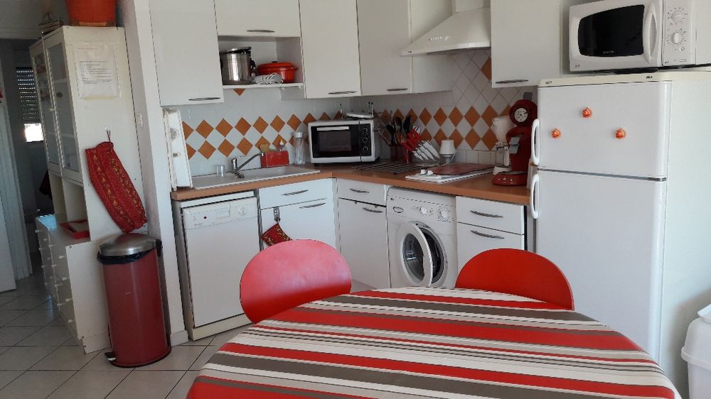   ,St Pierre la mer (11 Appartement T3  , bord de plage +parkg Languedoc-Roussillon, St Pierre la Mer (11560)