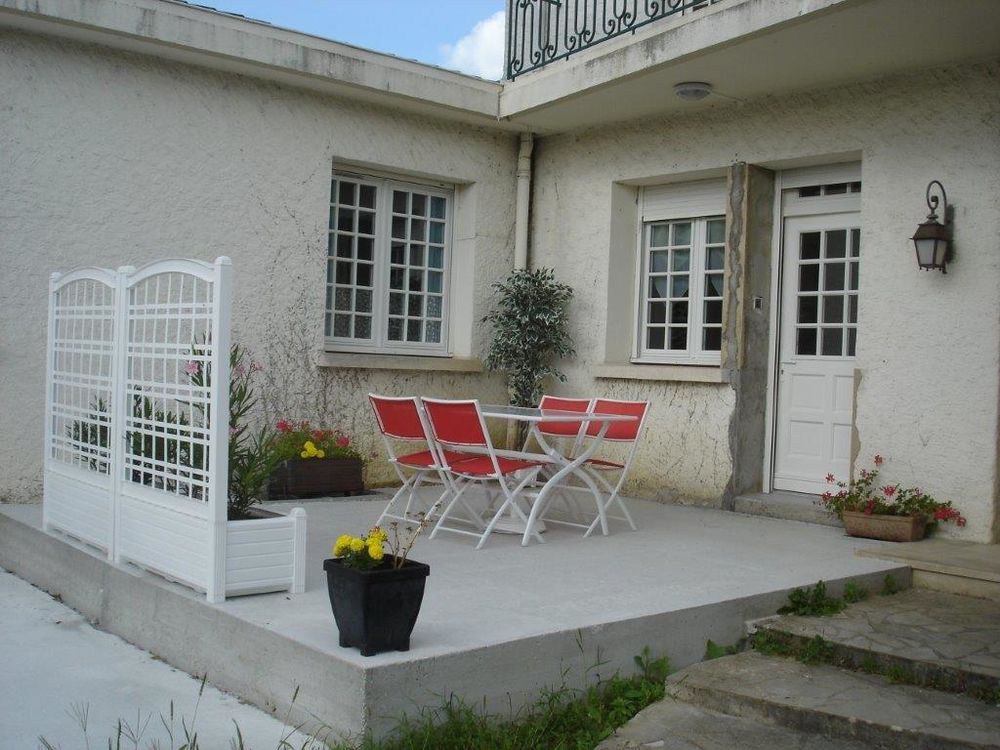   Meublé 2pers, à 10mn cure, centre JONZAC Poitou-Charentes, Jonzac (17500)
