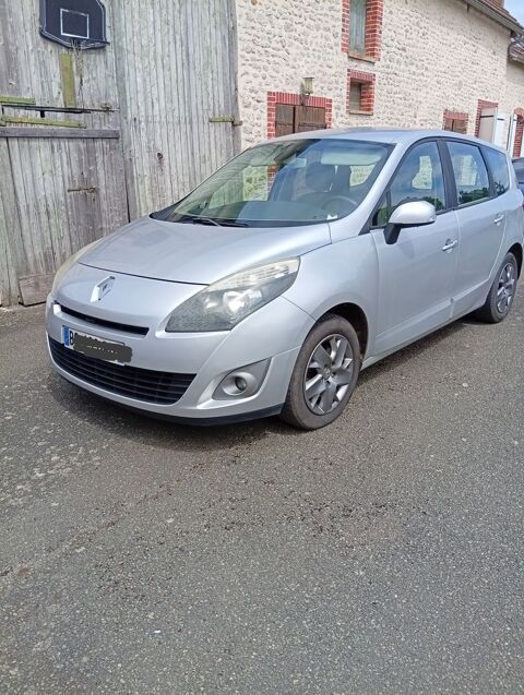Renault grand scenic iii Grand Scénic III dCi 130 FAP Bose