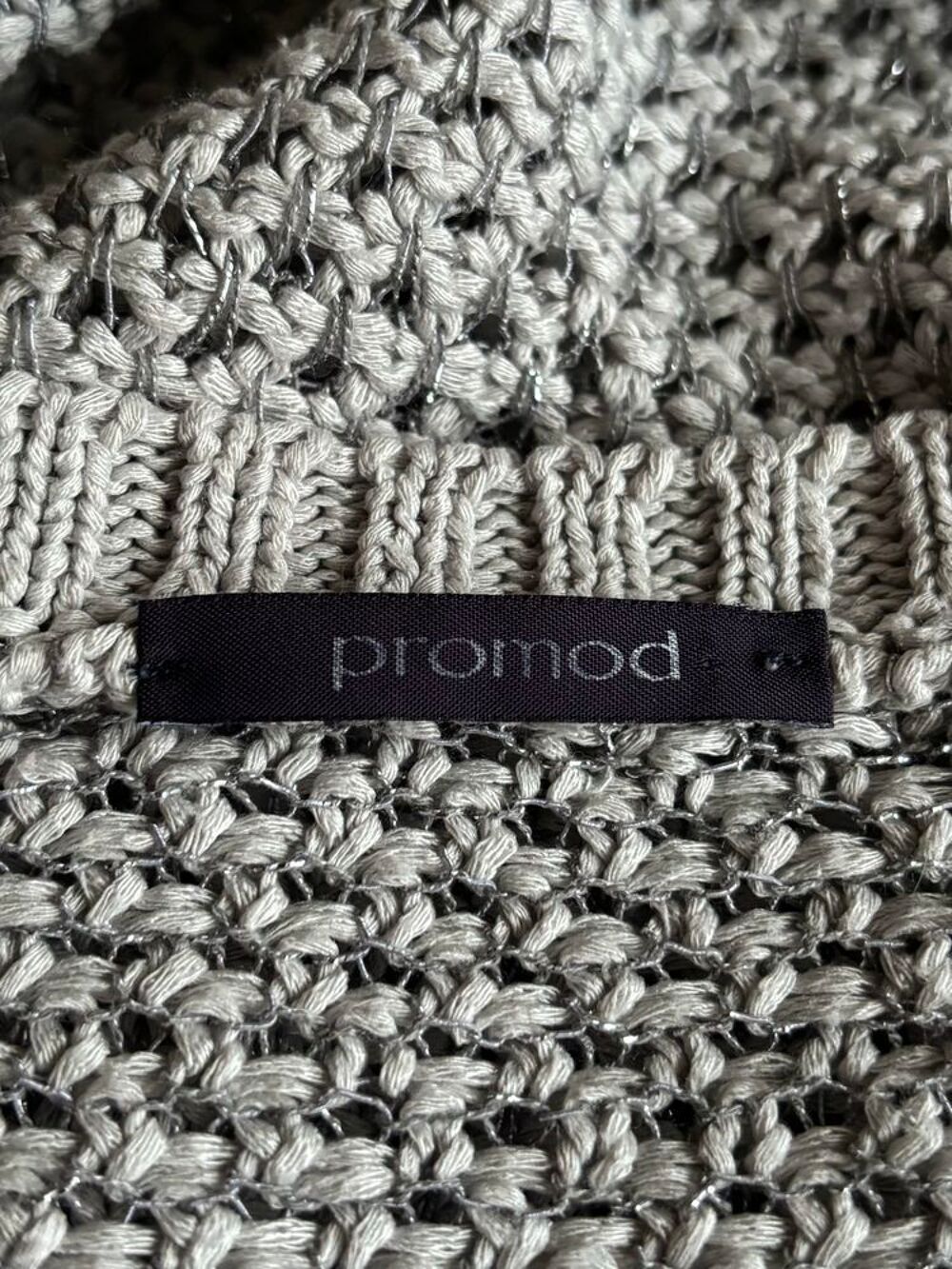 Pull l&eacute;ger Promod taille 38/40 Vêtements